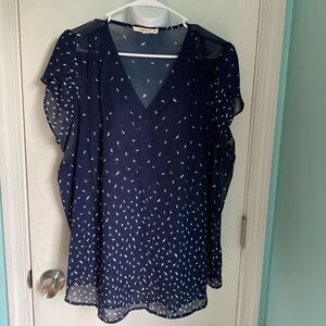 Stitch Fix Fun 2 Fun semi sheer tulip sleeve v-neck blouse EUC